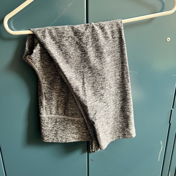 VS ultimate legging (capri) - Picture 1 of 2